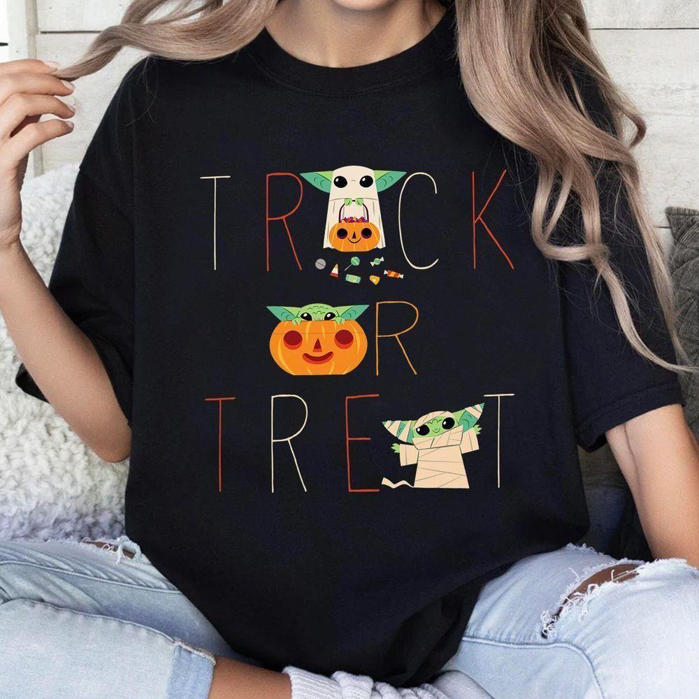 The Mandalorian Grogu Trick Or Treat Halloween Star Wars Vuitino Shirt